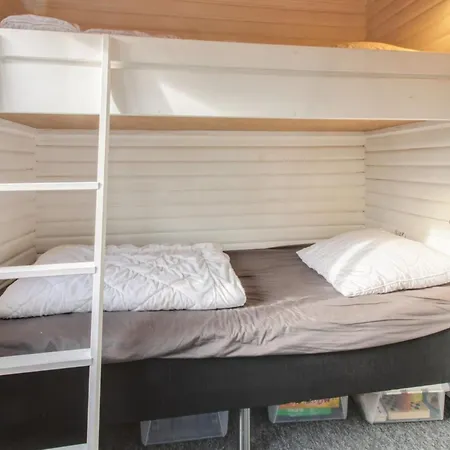 Vakantiehuis Hendrine - 500m From The Sea By Interhome *