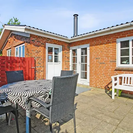 Vakantiehuis Hendrine - 500m From The Sea By Interhome *